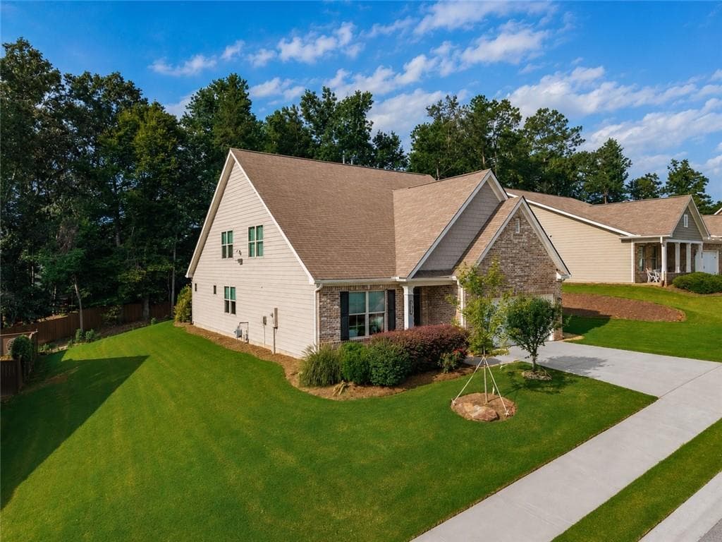 4 bedroom, 3 bathroom, 2,837 sq ft single family residence for sale at 121 Rolling Hills Place, Canton, GA 30114 — photo 5