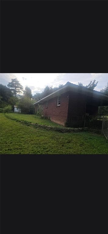3 bedroom, 1 bathroom, 1,073 sq ft single family residence under contract at 722 Sugar Valley Road, Calhoun, GA 30701 — photo 5