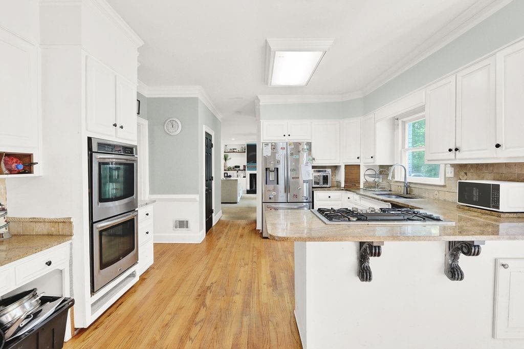 4 bedroom, 4 bathroom, 4,813 sq ft single family residence for sale at 1530 Timberline Trace, Snellville, GA 30078 — photo 4