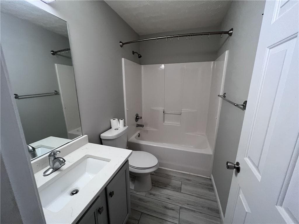 3 bedroom, 3 bathroom, 1,954 sq ft single family residence for rent at 4234 Windale Drive, Lawrenceville, GA 30044 for $2,000 a month — photo 7