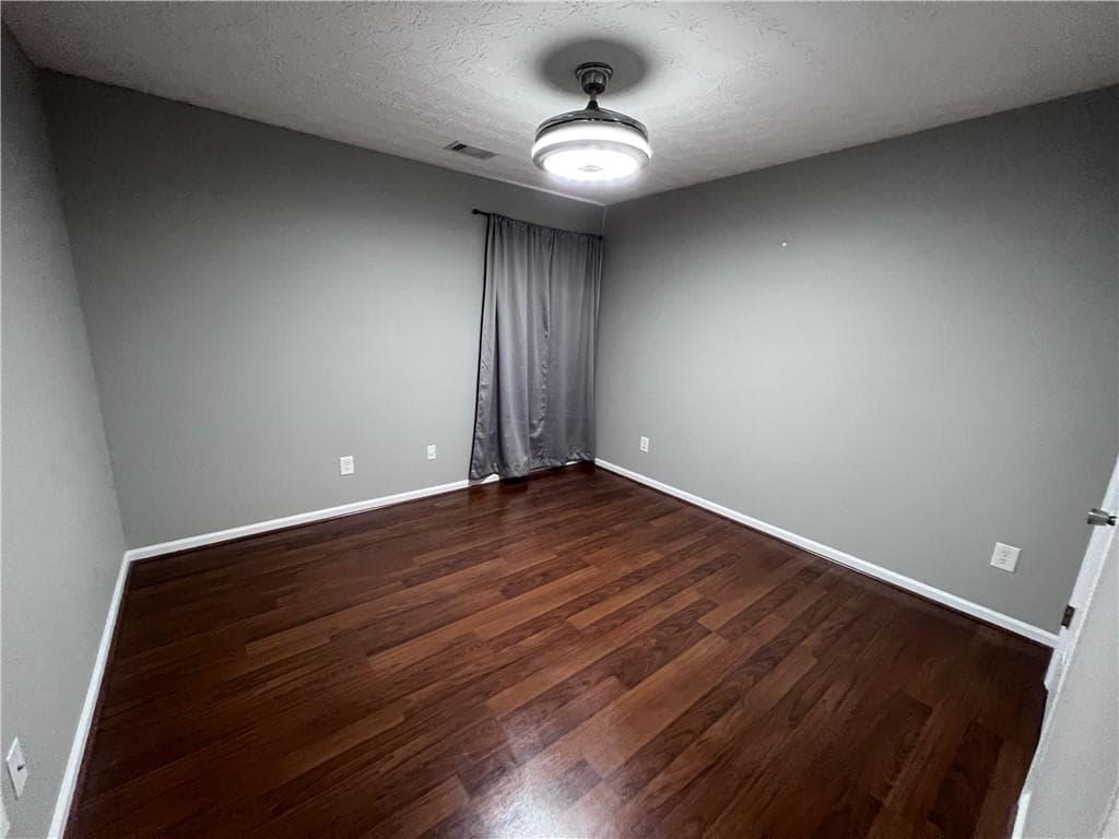 3 bedroom, 3 bathroom, 1,954 sq ft single family residence for rent at 4234 Windale Drive, Lawrenceville, GA 30044 for $2,000 a month — photo 9