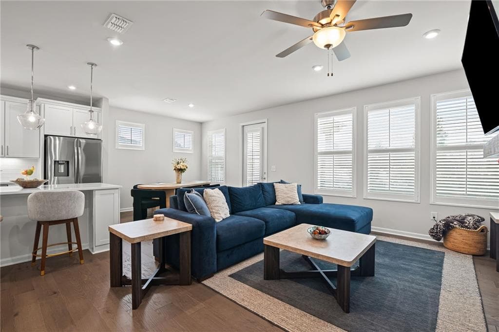 2 bedroom, 2 bathroom, 1,600 sq ft single family residence for sale at 1002 Dirr Drive, Griffin, GA 30223 — photo 8
