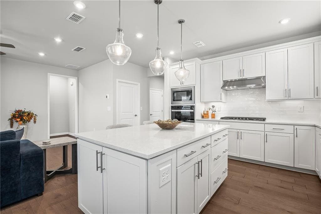 2 bedroom, 2 bathroom, 1,600 sq ft single family residence for sale at 1002 Dirr Drive, Griffin, GA 30223 — photo 10