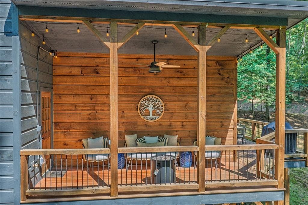 2 bedroom, 3 bathroom, 2,013 sq ft single family residence for sale at 67 Citrine Court, Ellijay, GA 30540 — photo 3