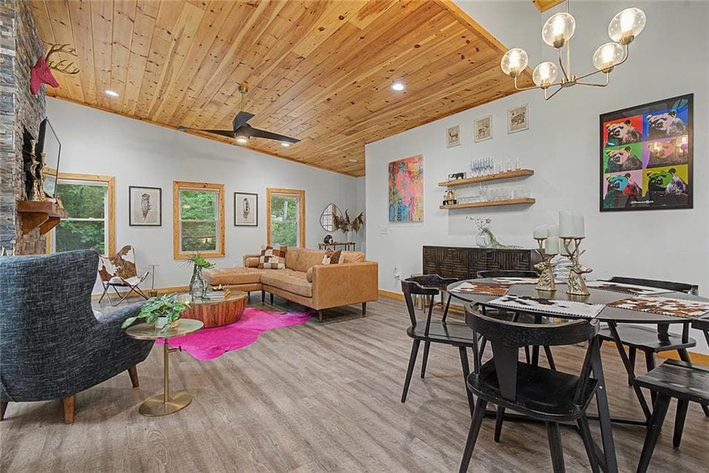 2 bedroom, 3 bathroom, 2,013 sq ft single family residence for sale at 67 Citrine Court, Ellijay, GA 30540 — photo 8