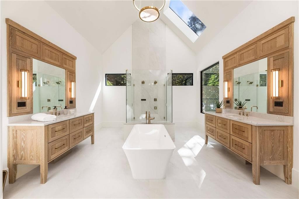 6 bedroom, 9 bathroom, 9,933 sq ft single family residence for sale at 388 Londonberry Rd, Sandy Springs, GA 30327 — photo 8