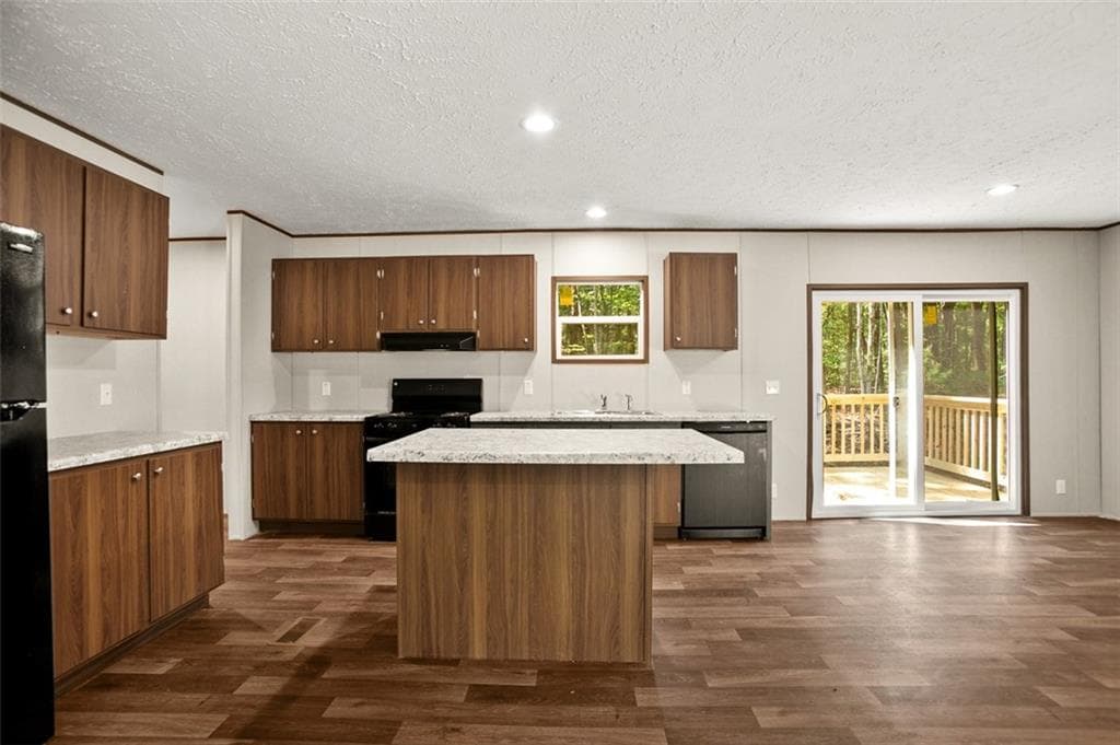 3 bedroom, 2 bathroom, 1,475 sq ft single family residence for sale at 8827 Big Creek Road, Ellijay, GA 30536 — photo 10