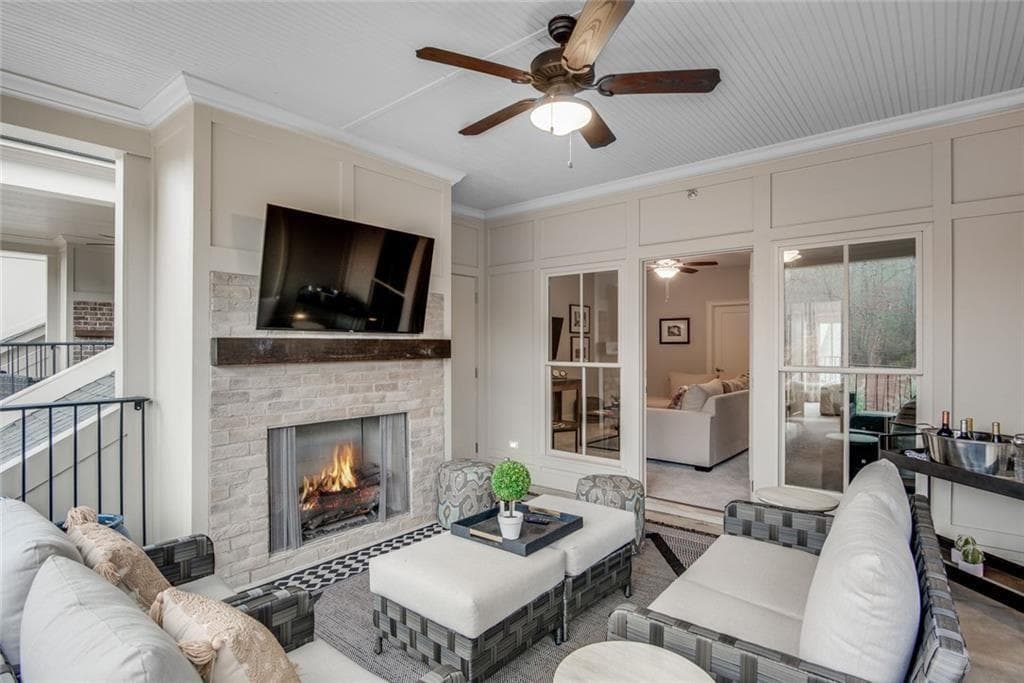 3 bedroom, 4 bathroom, 3,263 sq ft townhouse for sale at 61 Bourbon Street 7, Senoia, GA 30276 — photo 10