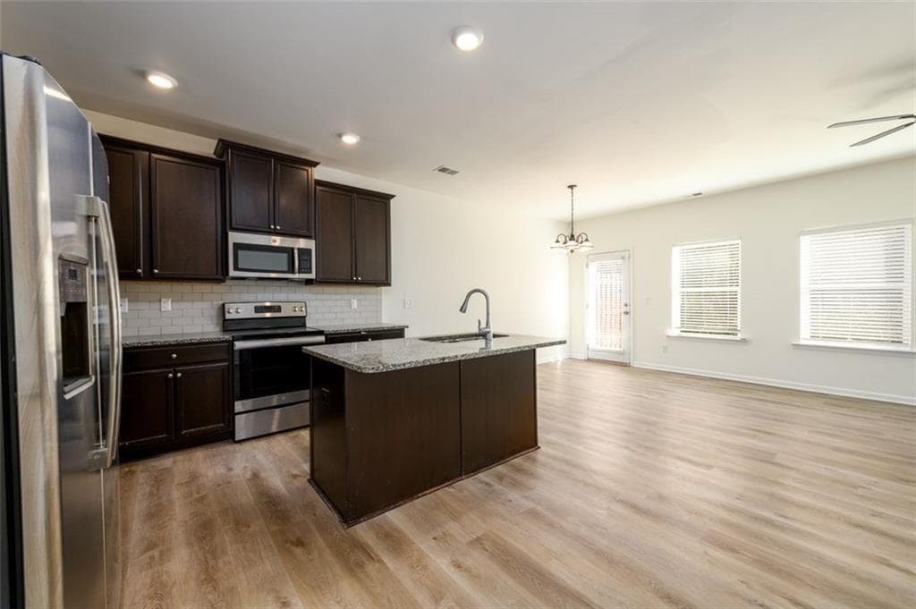 3 bedroom, 3 bathroom, 1,906 sq ft townhouse for rent at 4950 Elm Brook Drive, Atlanta, GA 30349 for $2,400 a month — photo 7