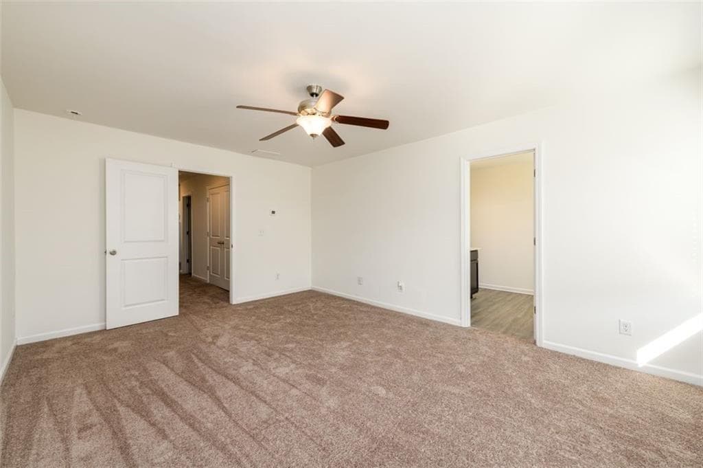 3 bedroom, 3 bathroom, 1,906 sq ft townhouse for rent at 4950 Elm Brook Drive, Atlanta, GA 30349 for $2,400 a month — photo 10