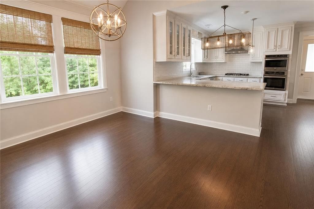4 bedroom, 4 bathroom, 2,751 sq ft single family residence for sale at 4380 Dunmore Road, Marietta, GA 30068 — photo 5