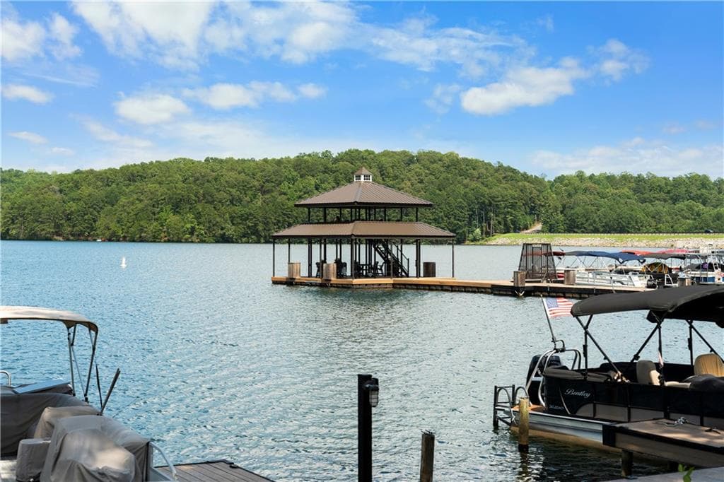 3 bedroom, 4 bathroom, 2,804 sq ft single family residence for sale at 184 Cherokee Drive, Waleska, GA 30183 — photo 6