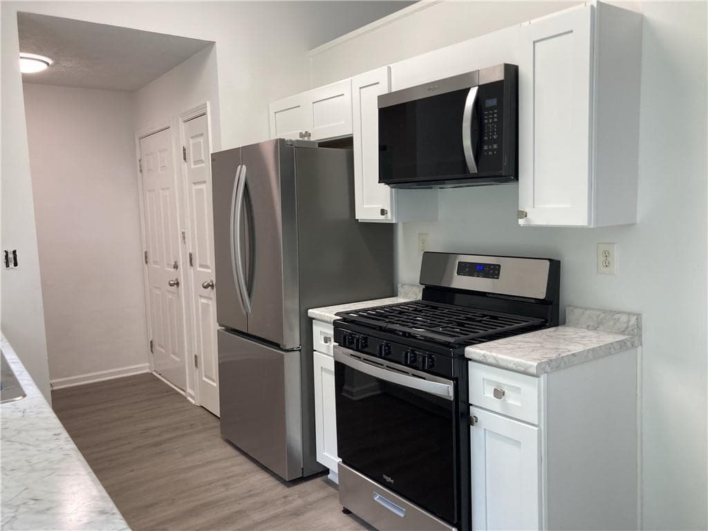 3 bedroom, 2 bathroom, 1,148 sq ft single family residence for sale at 181 Aztec Way, Acworth, GA 30102 — photo 3