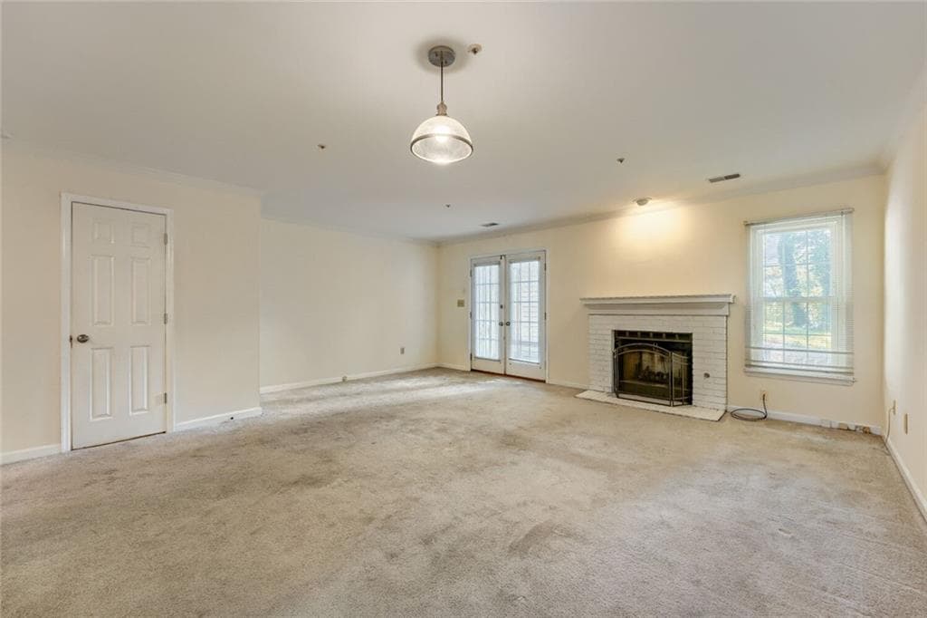 2 bedroom, 3 bathroom, 1,200 sq ft condominium for sale at 594 Harcourt Place, Marietta, GA 30067 — photo 5