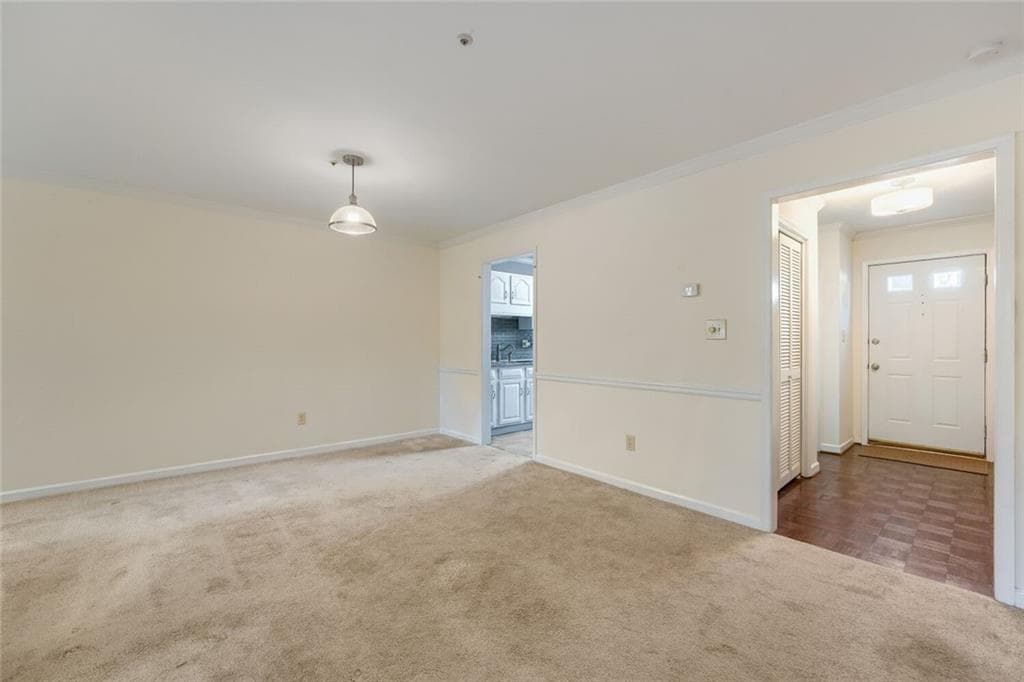 2 bedroom, 3 bathroom, 1,200 sq ft condominium for sale at 594 Harcourt Place, Marietta, GA 30067 — photo 7
