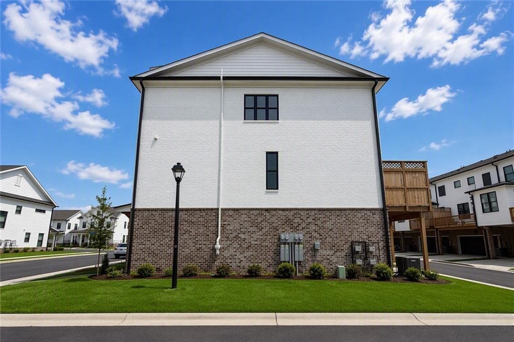 3 bedroom, 4 bathroom, 1,893 sq ft townhouse for sale at 5434 Howington Court 189, Buford, GA 30518 — photo 2