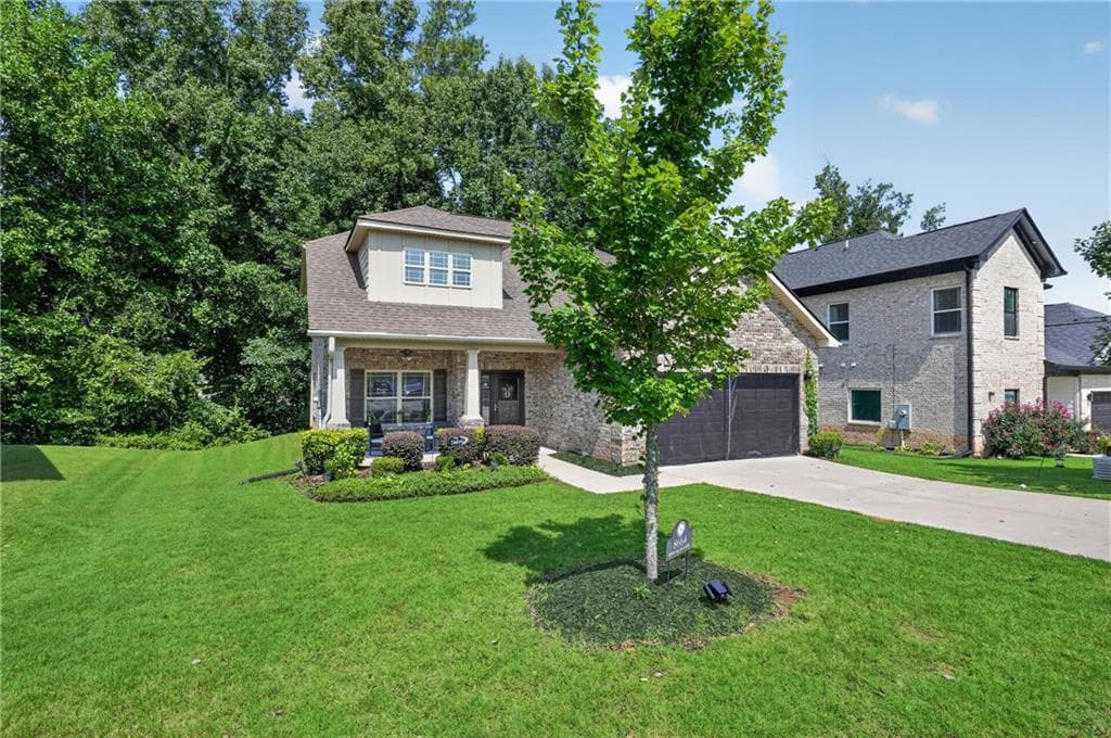4 bedroom, 3 bathroom, 1,743 sq ft single family residence under contract at 8664 Spivey Village Trail, Jonesboro, GA 30236 — photo 3