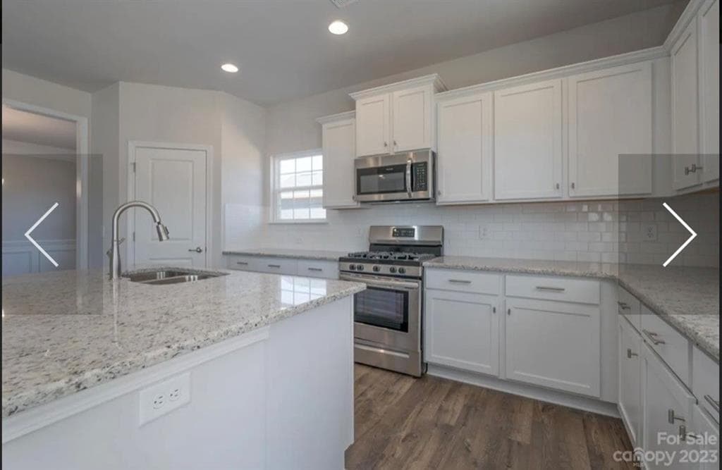 6 bedroom, 4 bathroom, 3,119 sq ft single family residence for sale at 203 Blackberry Court, Pendergrass, GA 30567 — photo 9