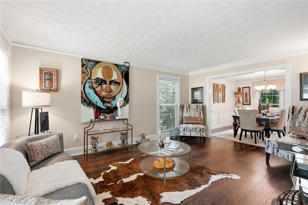 5 bedroom, 4 bathroom, 4,020 sq ft single family residence under contract at 5027 Castlewood Drive, Lilburn, GA 30047 — photo 3
