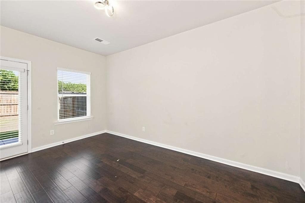 3 bedroom, 3 bathroom, 2,110 sq ft townhouse under contract at 2198 Justify Lane, Lithonia, GA 30058 — photo 9