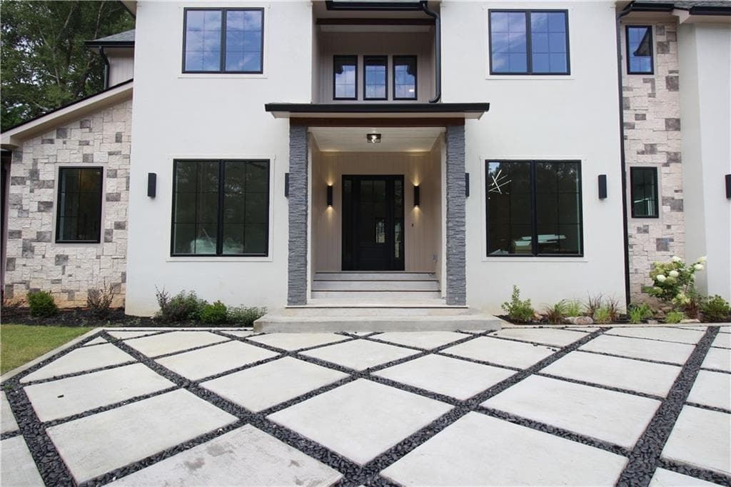 7 bedroom, 7 bathroom, 7,700 sq ft single family residence under contract at 39 Johnson Ferry Road, Sandy Springs, GA 30328 — photo 5