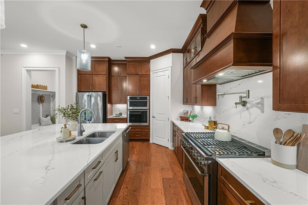 5 bedroom, 5 bathroom, 4,592 sq ft single family residence for sale at 3832 Enclave Way, Tucker, GA 30084 — photo 9