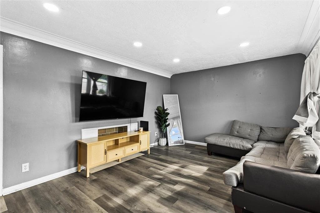 3 bedroom, 1 bathroom, 1,176 sq ft single family residence for sale at 2338 Fort Benning Road, Columbus, GA 31903 — photo 4