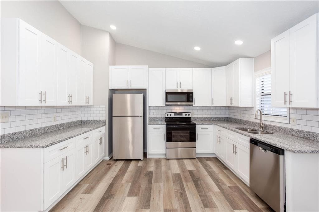 4 bedroom, 2 bathroom, 2,128 sq ft single family residence for rent at 4049 Leicester Drive, Kennesaw, GA 30144 for $2,350 a month — photo 9