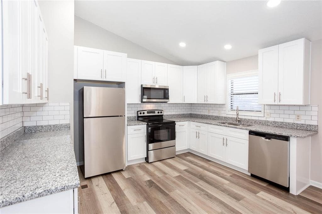 4 bedroom, 2 bathroom, 2,128 sq ft single family residence for rent at 4049 Leicester Drive, Kennesaw, GA 30144 for $2,350 a month — photo 10