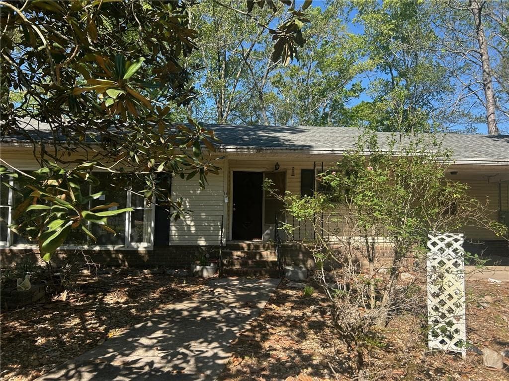 3 bedroom, 2 bathroom, 1,640 sq ft single family residence for sale at 59 Graham Drive, Cave Spring, GA 30124