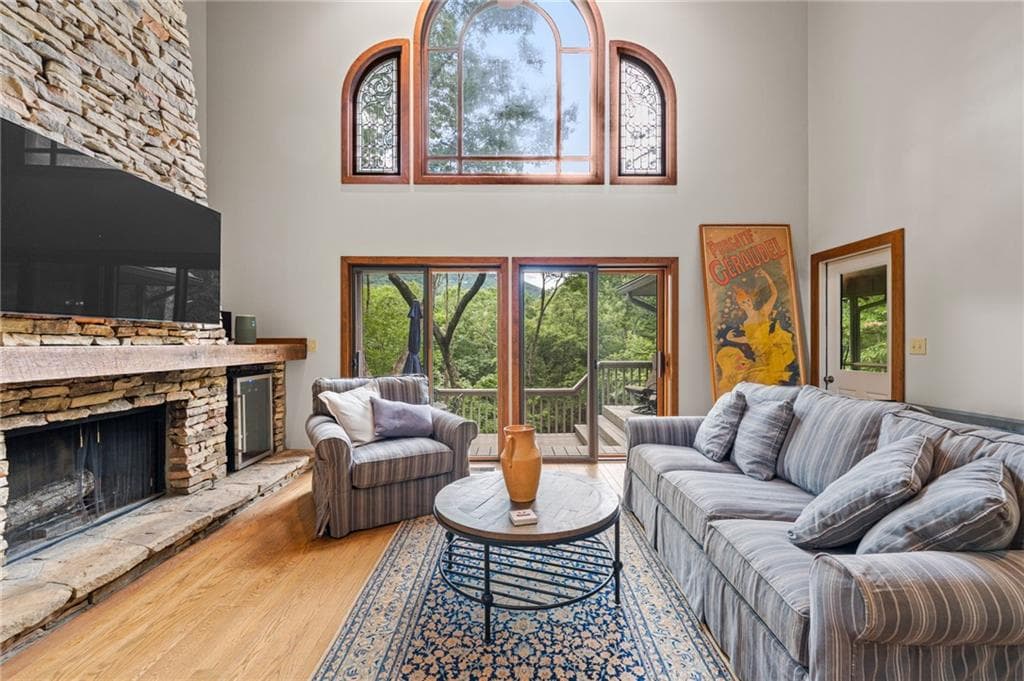 4 bedroom, 4 bathroom, 3,614 sq ft single family residence for sale at 4593 Wilderness Parkway, Big Canoe, GA 30143 — photo 6