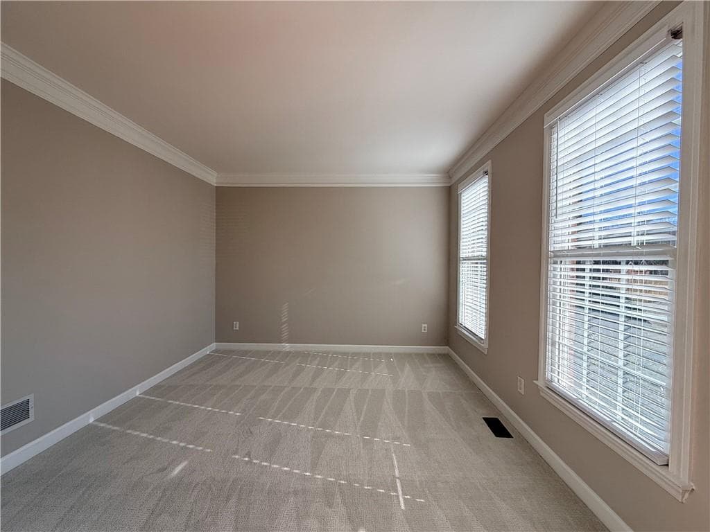 5 bedroom, 3 bathroom, 2,823 sq ft single family residence for sale at 425 Arbor Creek Overlook, Roswell, GA 30076 — photo 3
