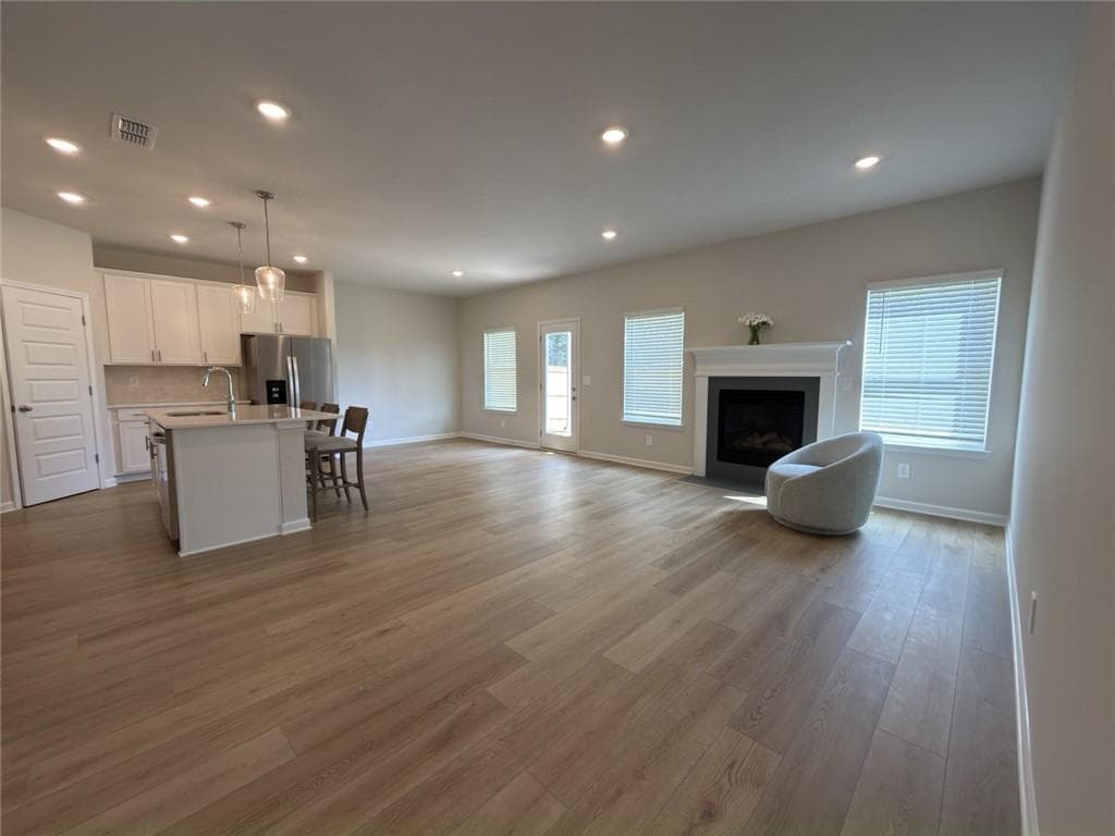 5 bedroom, 3 bathroom, 2,818 sq ft single family residence for sale at 2414 Martin Spring Bend, Lawrenceville, GA 30045 — photo 6