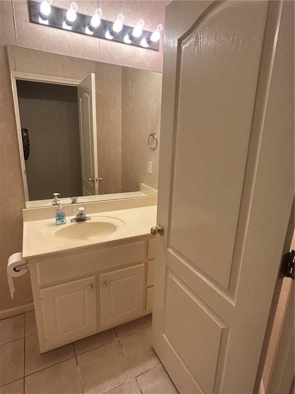 4 bedroom, 3 bathroom, 2,387 sq ft single family residence under contract at 4271 Ivy Run, Ellenwood, GA 30294 — photo 5