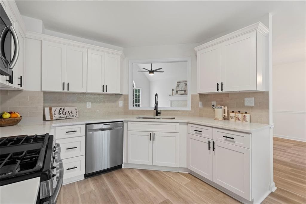 4 bedroom, 3 bathroom, 1,568 sq ft single family residence for sale at 5323 Moon Road, Powder Springs, GA 30127 — photo 9