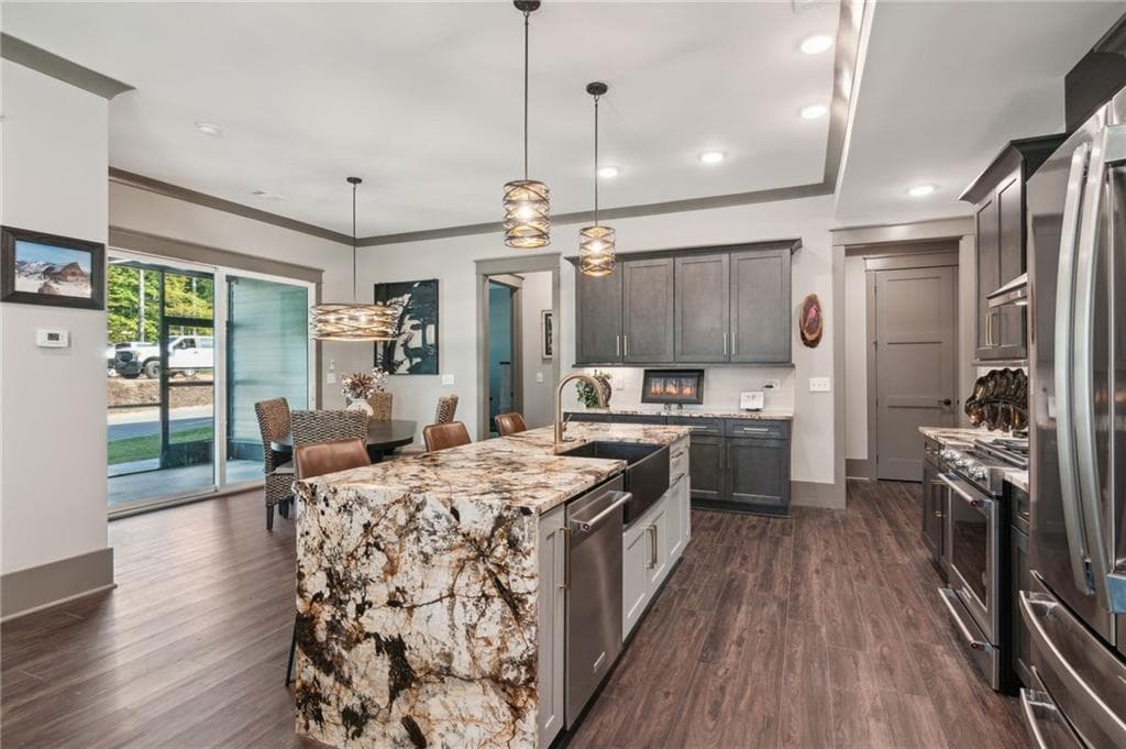 3 bedroom, 3 bathroom, 2,628 sq ft townhouse for sale at 65 Villa Vista 26, Jasper, GA 30148 — photo 9