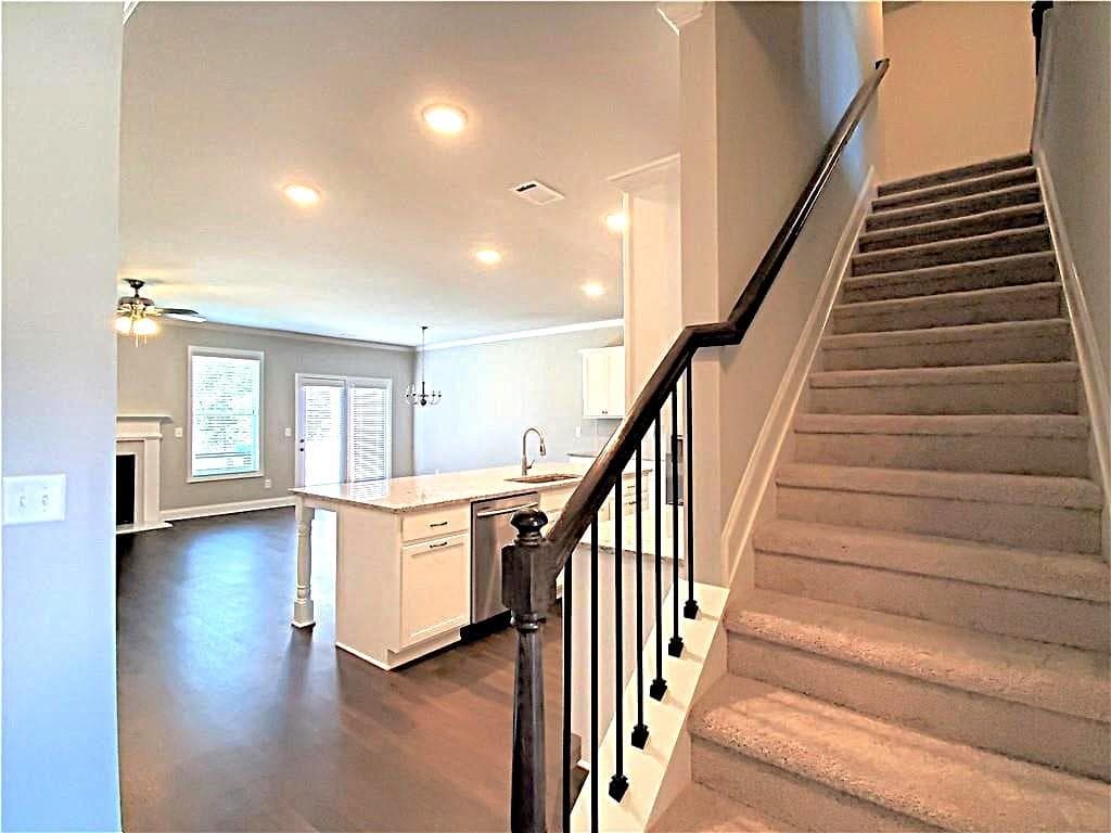 3 bedroom, 3 bathroom, 1,988 sq ft townhouse for rent at 2708 Morgan Creek Drive, Buford, GA 30519 for $2,300 a month — photo 8