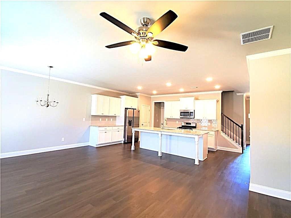 3 bedroom, 3 bathroom, 1,988 sq ft townhouse for rent at 2708 Morgan Creek Drive, Buford, GA 30519 for $2,300 a month — photo 5