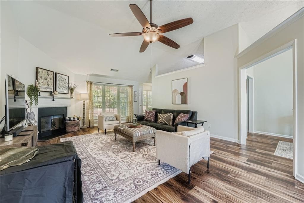 3 bedroom, 3 bathroom, 1,783 sq ft single family residence for rent at 2895 Dogwood Creek, Duluth, GA 30096 for $2,300 a month — photo 3