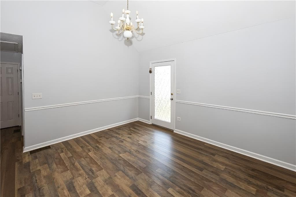 3 bedroom, 3 bathroom, 1,938 sq ft single family residence for sale at 75 Woodland Ridge Circle, Covington, GA 30016 — photo 6