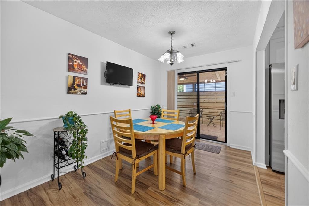 3 bedroom, 2 bathroom, 1,210 sq ft single family residence for sale at 1019 Park West Lane, Stone Mountain, GA 30088 — photo 8