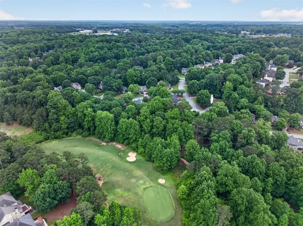 5 bedroom, 4 bathroom, 3,594 sq ft single family residence under contract at 859 Misty River Court, Dacula, GA 30019 — photo 2