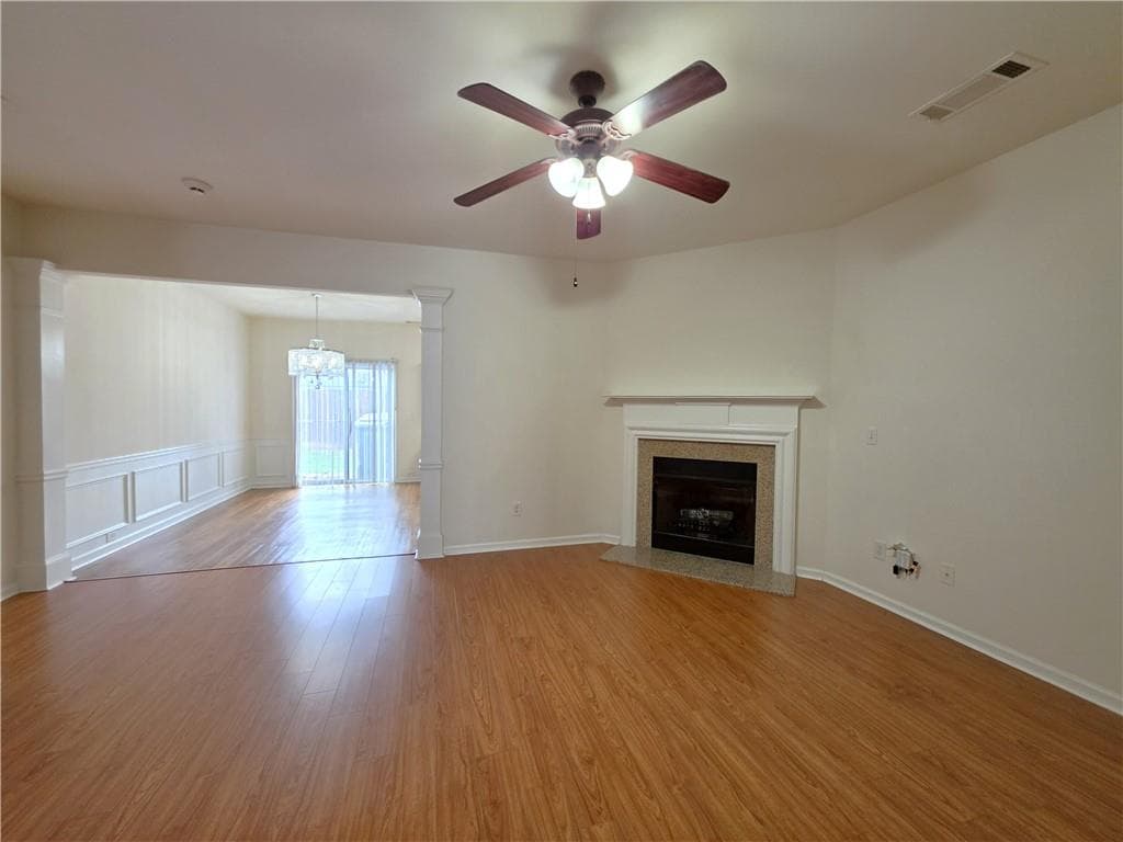 3 bedroom, 3 bathroom, 1,696 sq ft townhouse for sale at 1908 Dilcrest Drive, Duluth, GA 30096 — photo 4