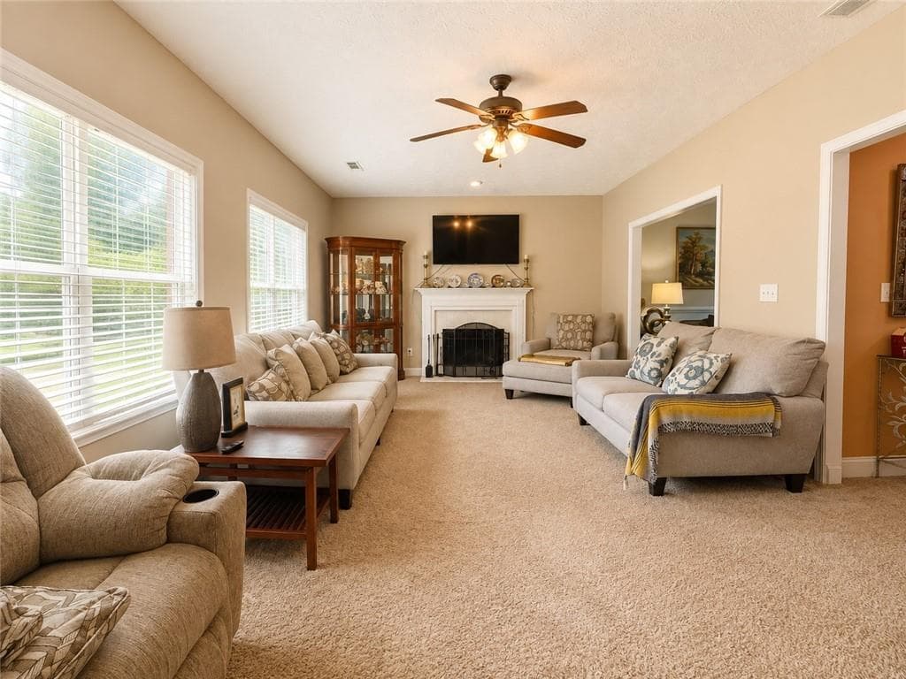 5 bedroom, 5 bathroom, 2,930 sq ft single family residence for sale at 125 Stewart Glen Drive, Covington, GA 30014 — photo 4