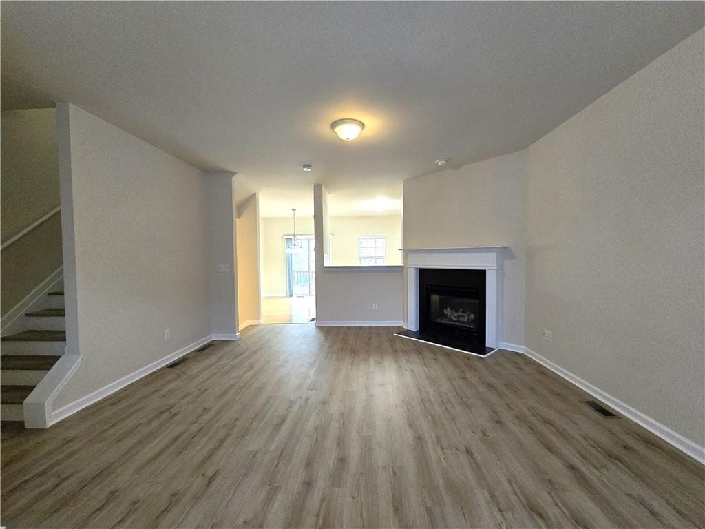 4 bedroom, 4 bathroom, 1,860 sq ft townhouse for rent at 2120 Meadow Peak Road, Duluth, GA 30097 for $2,150 a month — photo 8