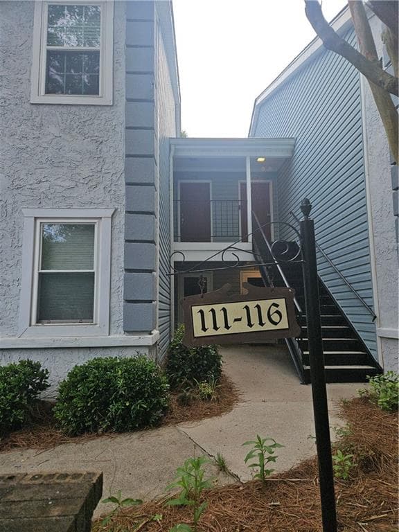 2 bedroom, 2 bathroom, 1,347 sq ft condominium for rent at 113 Hampshire Court 113, Avondale Estates, GA 30002 for $2,000 a month — photo 2