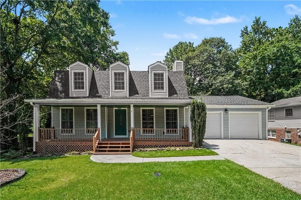 4 bedroom, 4 bathroom, 2,102 sq ft single family residence for sale at 580 Westchester Circle, Marietta, GA 30064