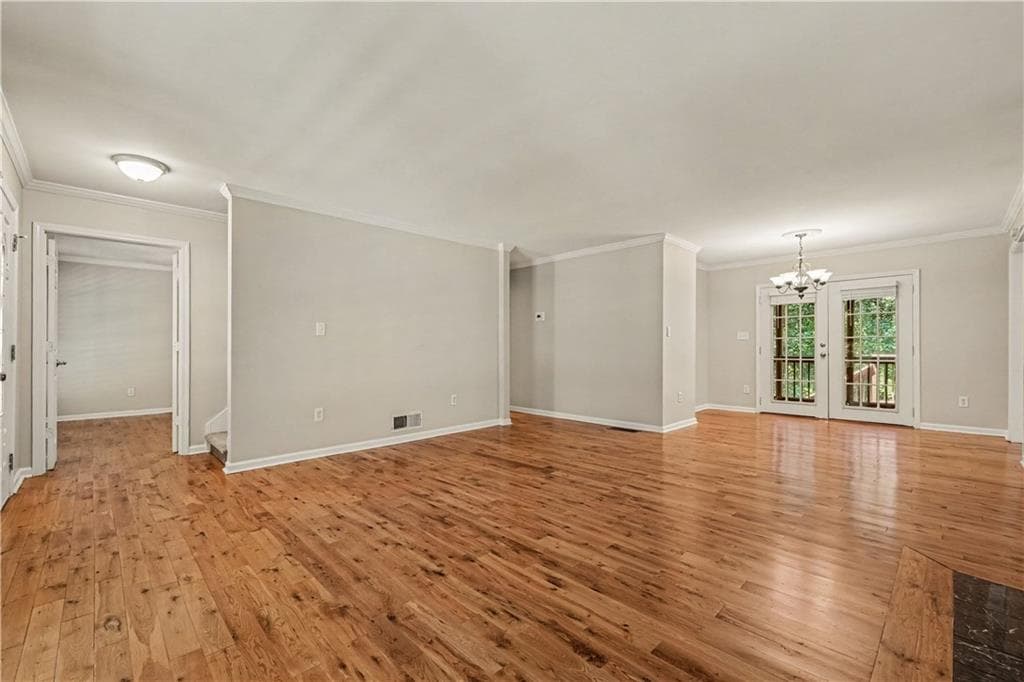 4 bedroom, 4 bathroom, 2,102 sq ft single family residence for sale at 580 Westchester Circle, Marietta, GA 30064 — photo 6