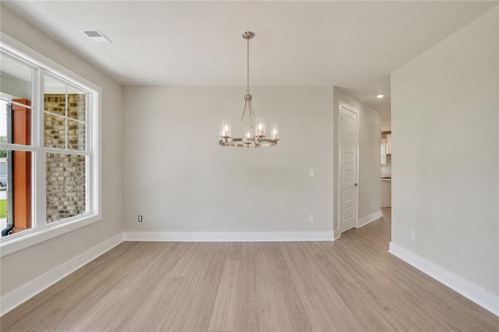 5 bedroom, 4 bathroom, 2,977 sq ft single family residence for sale at 108 SE Patillo Manor, Stockbridge, GA 30281 — photo 6
