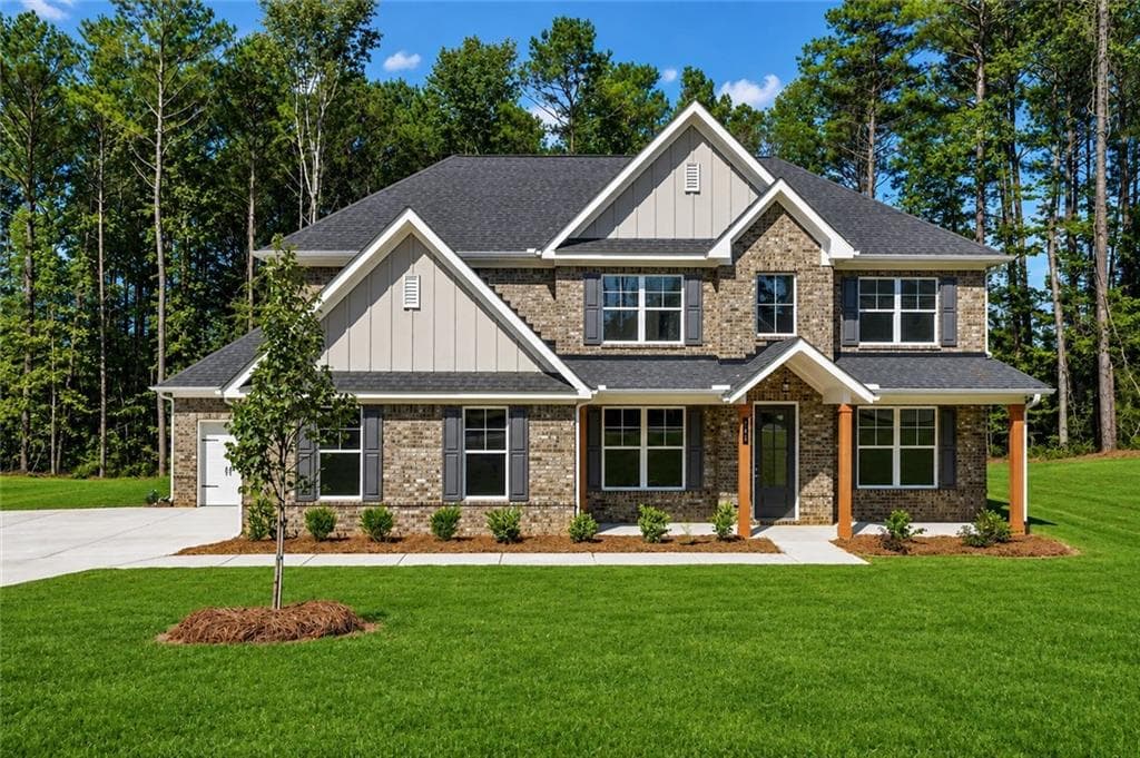 5 bedroom, 4 bathroom, 2,977 sq ft single family residence for sale at 108 SE Patillo Manor, Stockbridge, GA 30281
